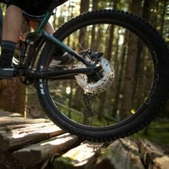 Shimano WH-MT601-TL Voorwiel - 29" | Clincher/Tubeless | Centerlock - 15x100mm -Shimano shimano wh mt601 rear wheel 1 842343